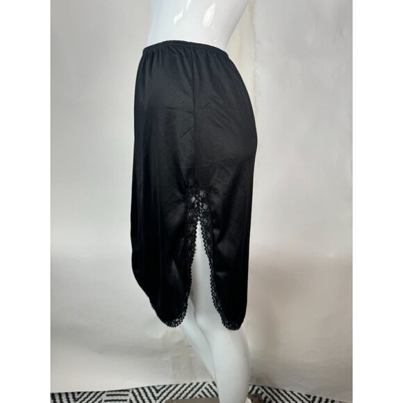 Vintage Vanity Fair Black Half Slip Size Small With Lace Trim & Elastic Waist - Picture 8 of 16
